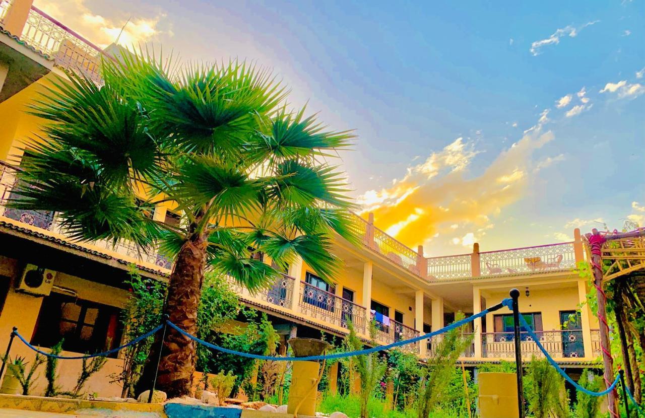 Hotel Restaurant La Kasbah Тингир Экстерьер фото